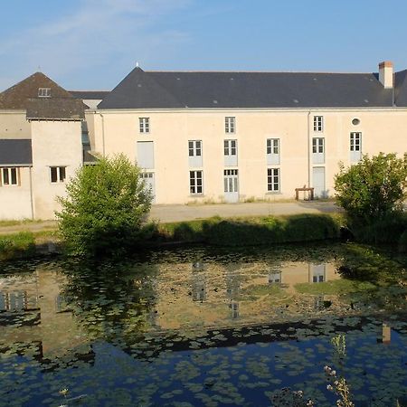 Gite Des Grands Moulins De Bauge מראה חיצוני תמונה