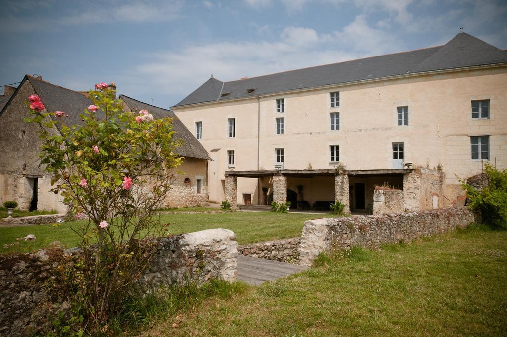 Gite Des Grands Moulins De Bauge מראה חיצוני תמונה